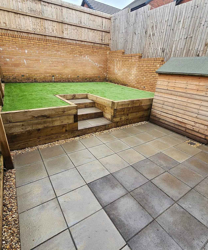 LANDSCAPING & DRIVEWAYS